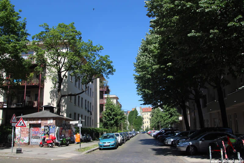 Böcklinstraße, Ecke Sonntagstraße