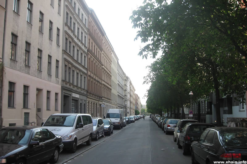 Naunynstraße, Blickrichtung Adalbertstraße
